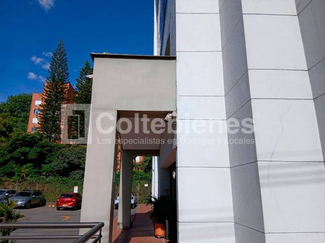 Oficina en venta en El Poblado, Medellín, 285 m² · foto 24 de 24