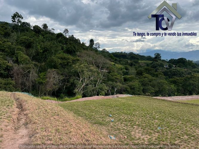 Lote en venta en Ruitoque Bajo, Floridablanca, 1044 m² · foto 2 de 12