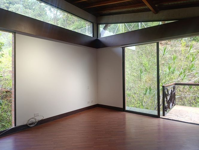 Casa de 4 alcobas en arriendo en El Tesoro, Medellín, 400 m² · foto 10 de 20