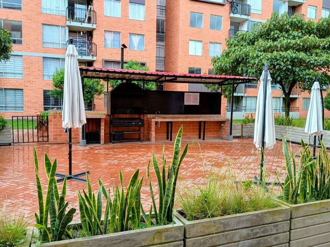 Apartamento de 3 alcobas en venta en Echavarria, Madrid, 64 m² · foto 16 de 17