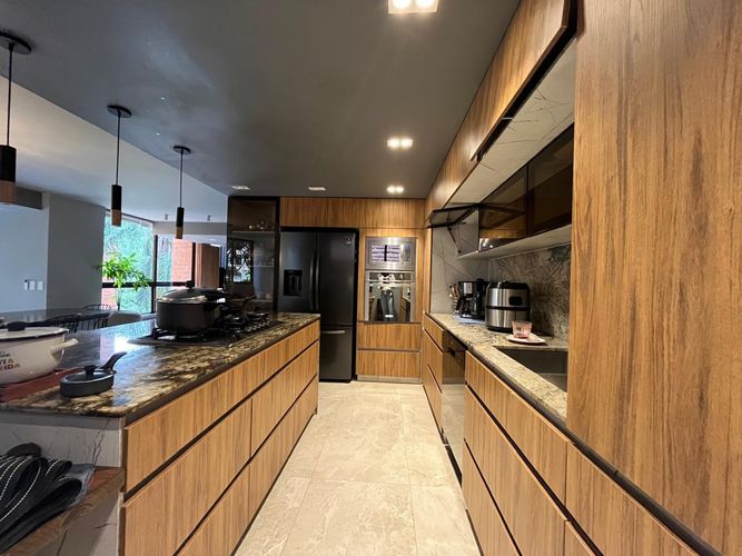 Apartamento de 3 alcobas en arriendo en El Poblado, Medellín, 175 m² · foto 7 de 20