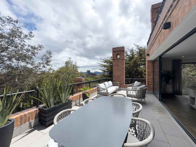 Apartamento de 3 alcobas en venta en Santa Ana Oriental, Bogotá, 300 m² · foto 3 de 24