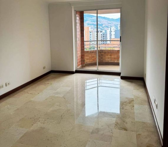 Apartamento de 3 alcobas en venta en Laureles, Medellín, 164 m² · foto 18 de 23