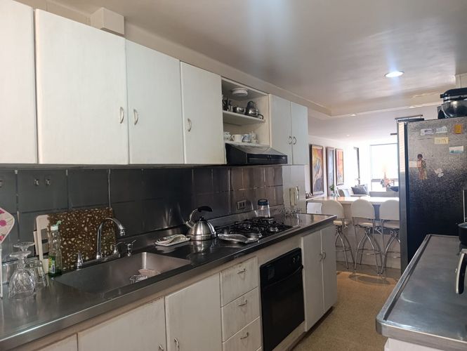 Apartamento de 3 alcobas en venta en El Poblado, Medellín, 135 m² · foto 8 de 19