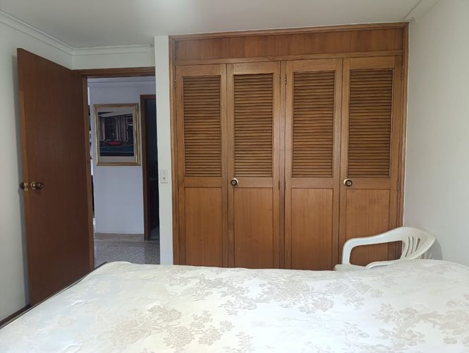 Apartamento de 3 alcobas en venta en El Poblado, Medellín, 135 m² · foto 10 de 19