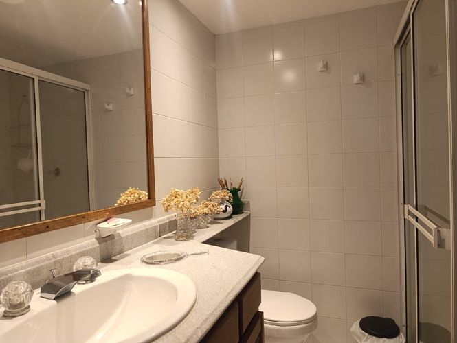 Apartamento de 3 alcobas en venta en El Poblado, Medellín, 135 m² · foto 18 de 19