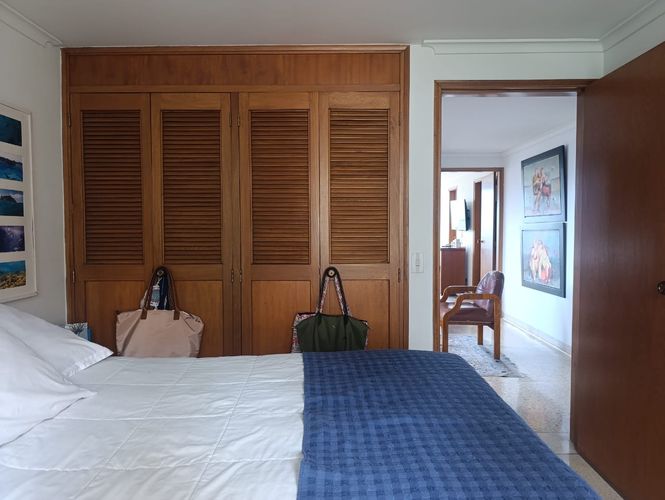 Apartamento de 3 alcobas en venta en El Poblado, Medellín, 135 m² · foto 17 de 19