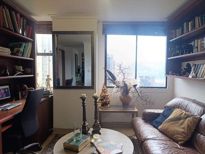 Apartamento de 3 alcobas en venta en El Poblado, Medellín, 135 m² · foto 15 de 19
