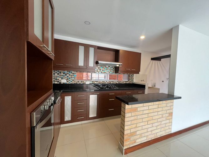 Apartamento de 3 alcobas en arriendo en Cumbres, Envigado, 103 m² · foto 4 de 20
