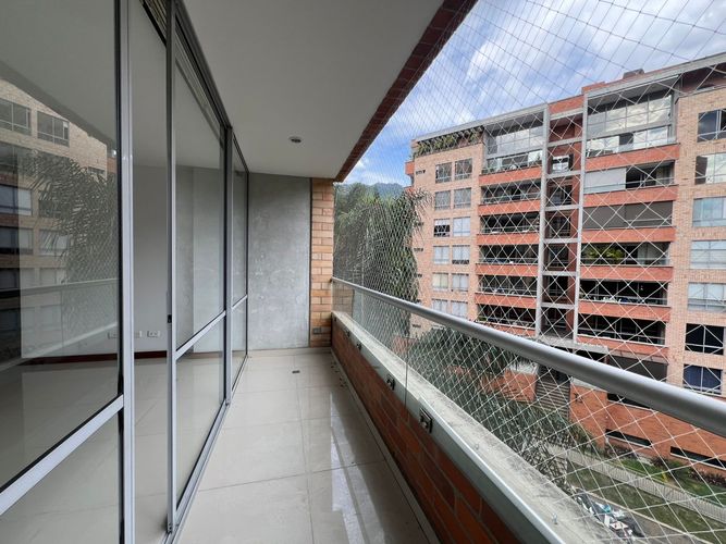 Apartamento de 3 alcobas en arriendo en Cumbres, Envigado, 103 m² · foto 20 de 20