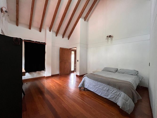 Casa de 5 alcobas en venta en Escobero, Envigado, 464 m² · foto 11 de 20