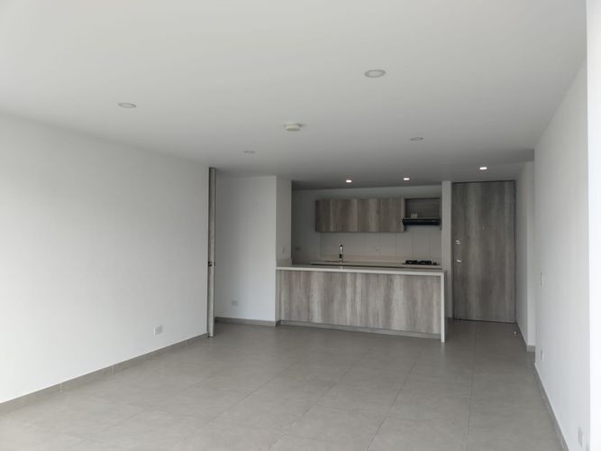 Apartamento de 3 alcobas en venta en El Poblado, Medellín, 142 m² · foto 4 de 20