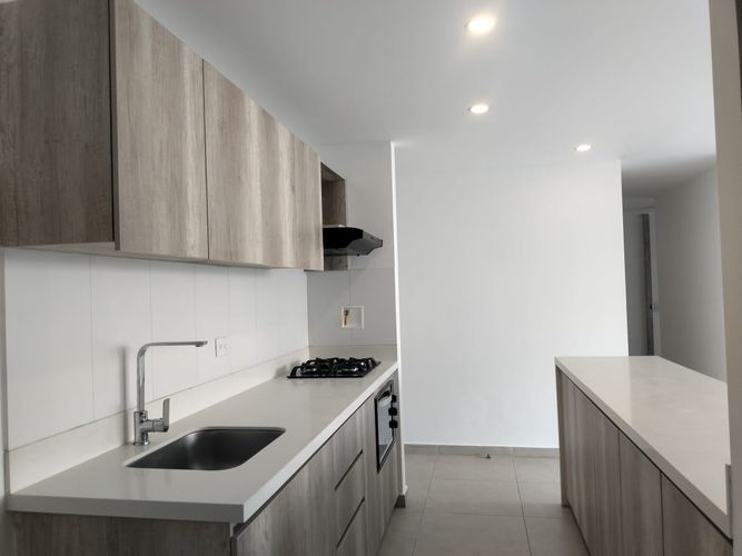 Apartamento de 3 alcobas en venta en El Poblado, Medellín, 142 m² · foto 9 de 20