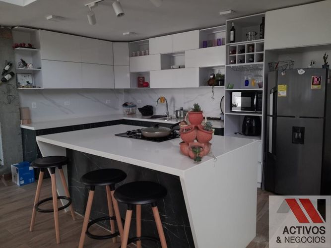 Casa de 4 alcobas en venta en San Cristobal, Medellín · foto 11 de 24