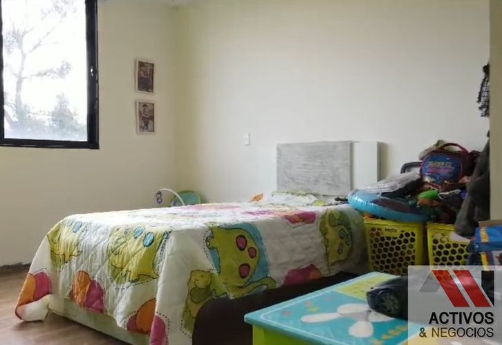 Casa de 4 alcobas en venta en San Cristobal, Medellín · foto 23 de 24