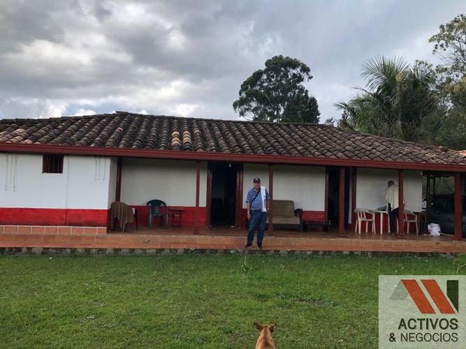 Finca en venta en Santa Elena, Medellín, 11 m² · foto 10 de 14
