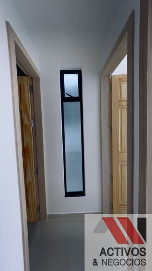 Apartamento de 3 alcobas en venta en Rosales, Medellín, 130 m² · foto 9 de 17