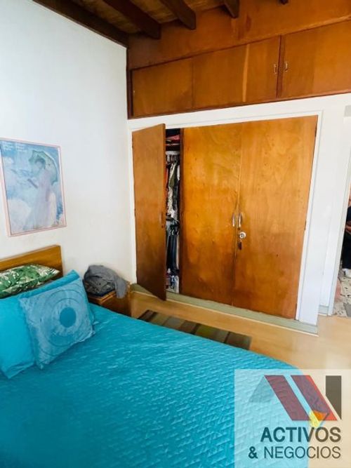 Casa de 4 alcobas en venta en La Castellana, Medellín, 301 m² · foto 24 de 24