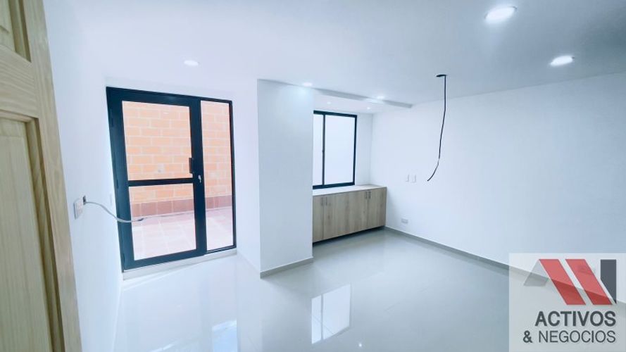 Apartamento de 3 alcobas en venta en Rosales, Medellín, 130 m² · foto 16 de 17