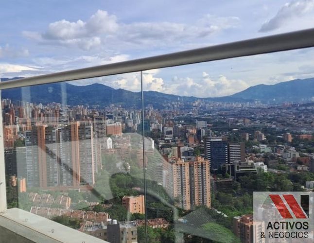 Apartamento de 2 alcobas en arriendo en El Diamante No. 2, Medellín, 98 m² · foto 5 de 9