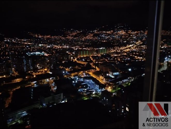 Apartamento de 2 alcobas en arriendo en El Diamante No. 2, Medellín, 98 m² · foto 8 de 9