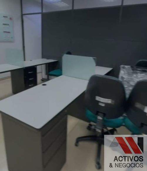 Oficina en arriendo en Las Vegas, Envigado, 562 m² · foto 11 de 13