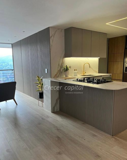 Apartamento de 3 alcobas en arriendo en Los Naranjos, Medellín, 120 m² · foto 10 de 14