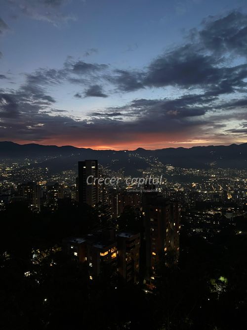 Apartamento de 3 alcobas en arriendo en Los Naranjos, Medellín, 120 m² · foto 12 de 14
