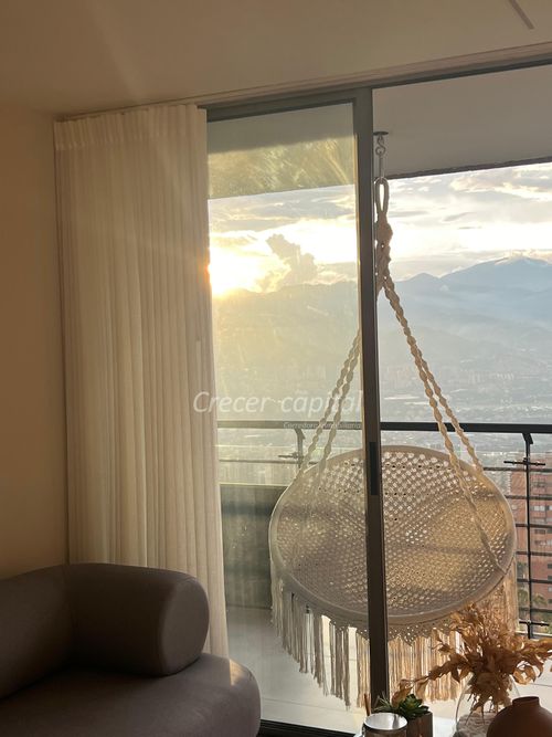 Apartamento de 3 alcobas en arriendo en Los Naranjos, Medellín, 120 m² · foto 13 de 14