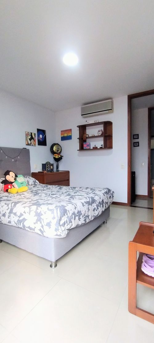 Apartamento de 4 alcobas en venta en Ciudad Jardin, Cali, 150 m² · foto 8 de 24