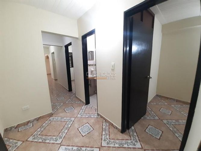 Edificio en venta en Las Granjas, Cali, 730 m² · foto 14 de 14