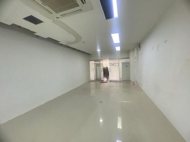 Oficina en arriendo en Cumbres, Envigado, 40 m² · foto 3 de 5