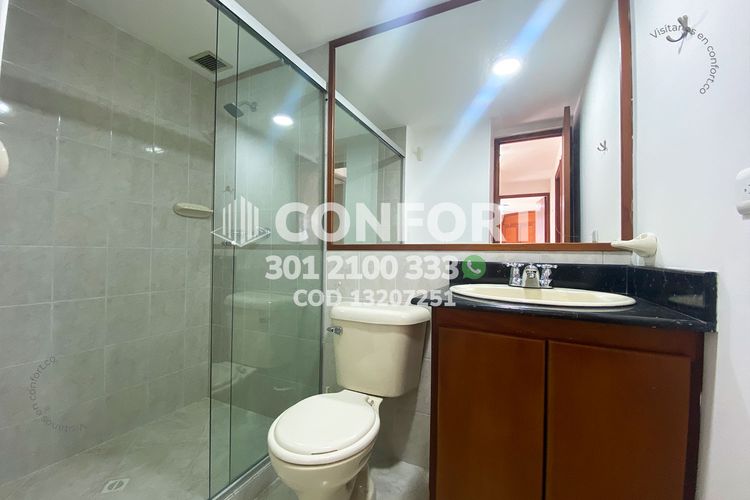 Apartamento de 3 alcobas en arriendo en Las Lomas No.2, Medellín, 100 m² · foto 13 de 24