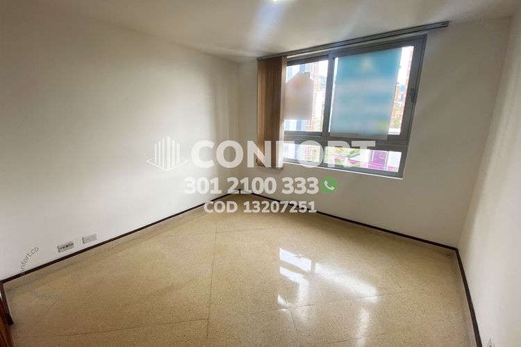 Apartamento de 3 alcobas en arriendo en Las Lomas No.2, Medellín, 100 m² · foto 17 de 24