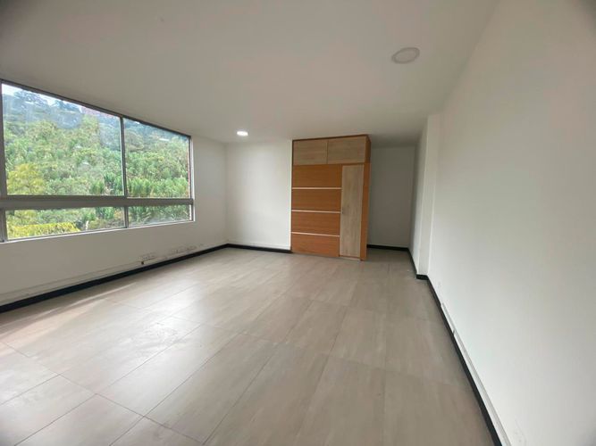 Oficina en arriendo en El Poblado, Medellín, 47 m² · foto 8 de 16
