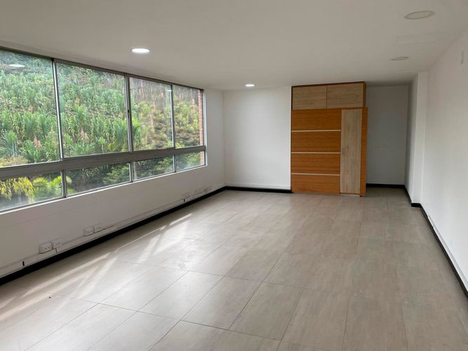 Oficina en arriendo en El Poblado, Medellín, 47 m² · foto 15 de 16