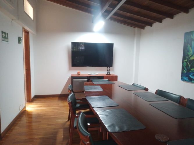 Oficina en venta en Laureles, Medellín, 600 m² · foto 3 de 17