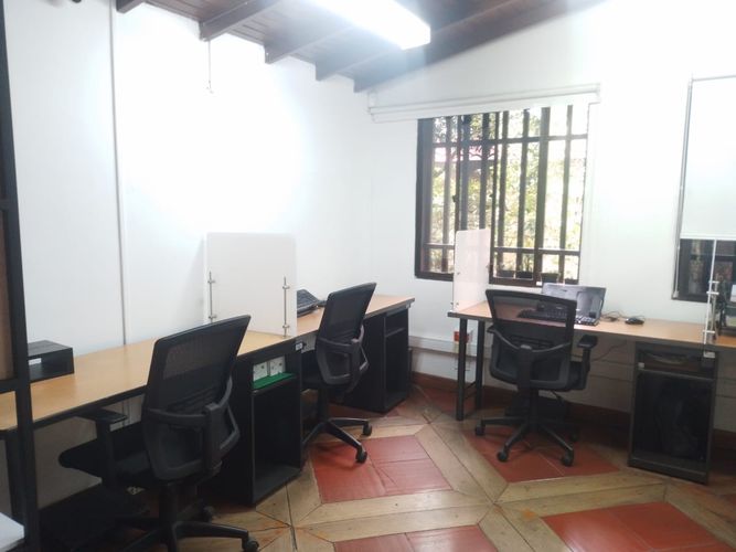Oficina en venta en Laureles, Medellín, 600 m² · foto 14 de 17