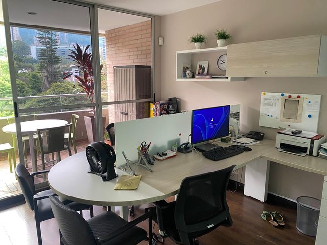 Oficina en venta en El Poblado, Medellín, 46 m² · foto 14 de 15