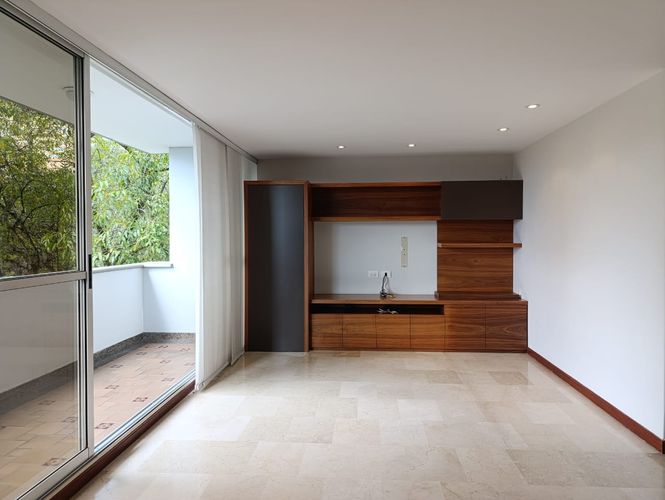 Apartamento de 3 alcobas en arriendo en El Poblado, Medellín, 97 m² · foto 2 de 18