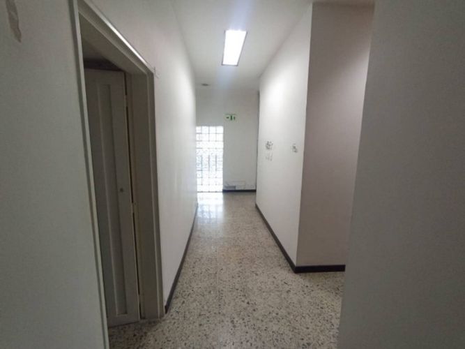 Local en arriendo en La Esmeralda, Itagüí, 205 m² · foto 9 de 17