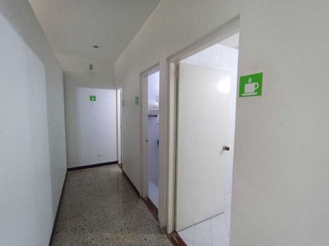 Local en arriendo en La Esmeralda, Itagüí, 205 m² · foto 12 de 17