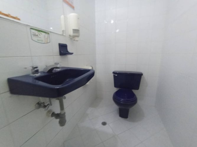 Local en arriendo en La Esmeralda, Itagüí, 205 m² · foto 15 de 17