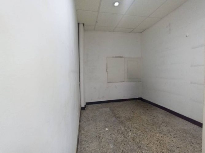 Local en arriendo en La Esmeralda, Itagüí, 205 m² · foto 17 de 17