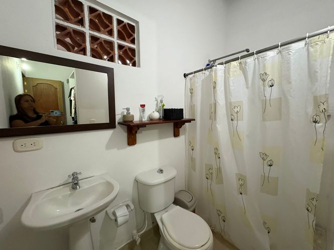 Casa de 4 alcobas en venta en Simon Bolivar Sb (Centro), Copacabana, 230 m² · foto 18 de 24
