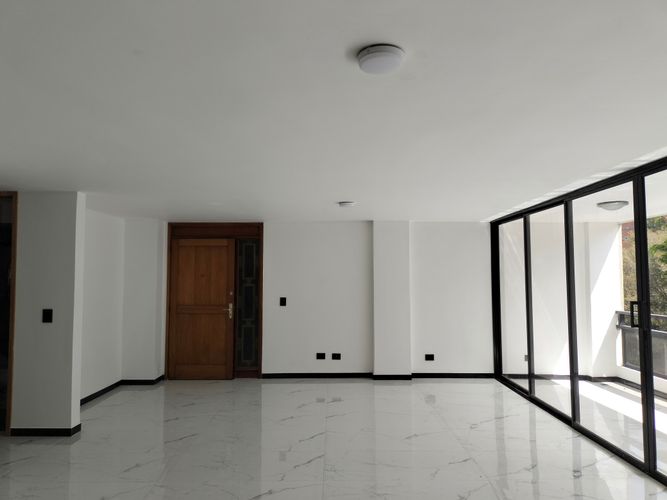 Apartamento de 4 alcobas en venta en El Poblado, Medellín, 163 m² · foto 11 de 20