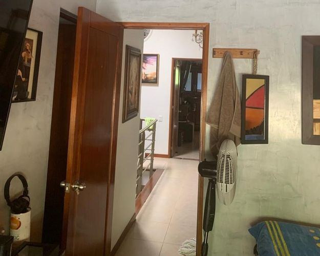 Casa de 4 alcobas en venta en Cumbres, Envigado, 180 m² · foto 14 de 24