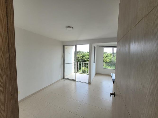 Apartamento de 2 alcobas en venta en Las Mercedes, Jamundí, 54 m² · foto 5 de 18