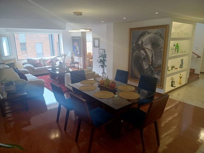 Apartamento en venta en Chicó Navarra, Bogotá · foto 8 de 24
