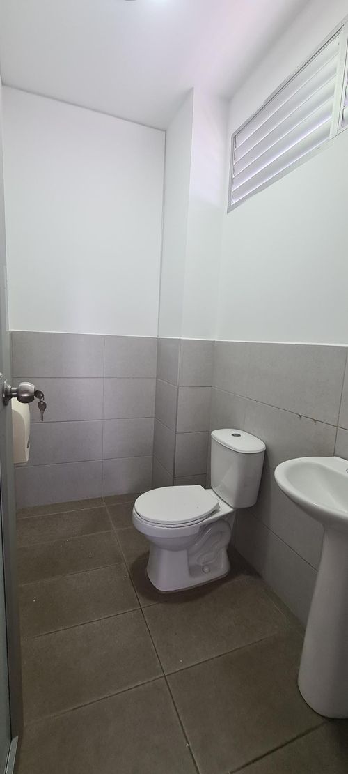 Bodega en arriendo en Zona Industrial, Yumbo, 2173 m² · foto 18 de 24